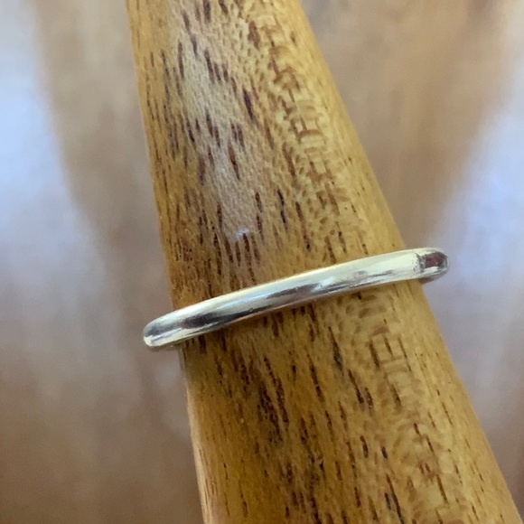 Sterling Silver 925 Ring with Amethyst Stone, Size 9 - Picture 3 of 4